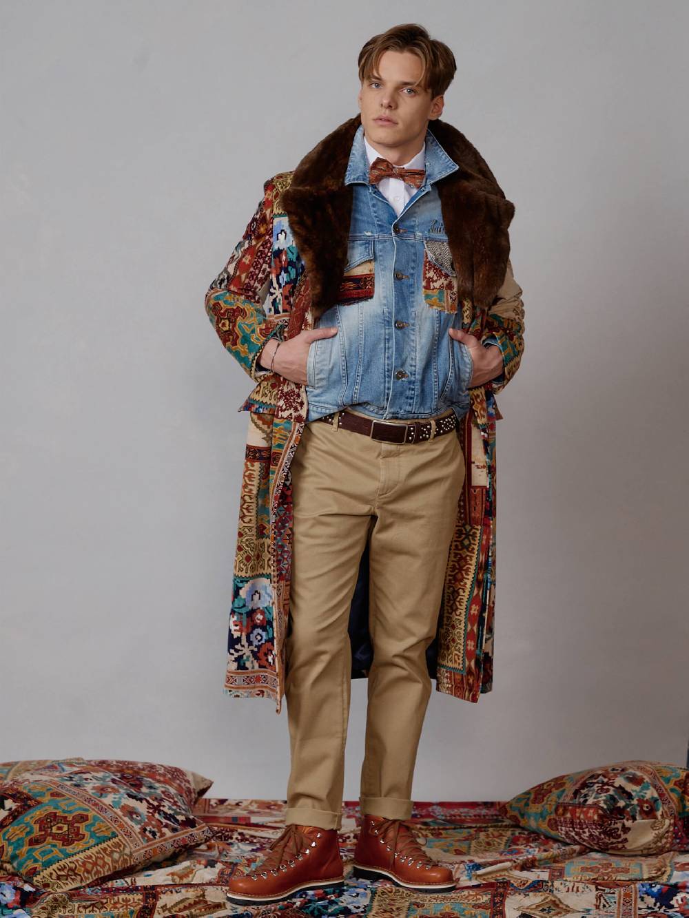 Luis Trenker Cappotto in velluto con collo in pelliccia modello Lusamir