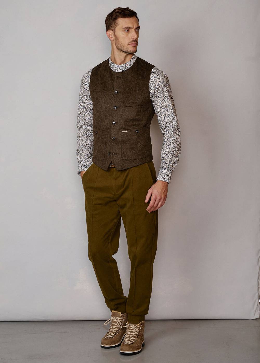 Luis Trenker Gilet in loden con scollo rotondo Lusven