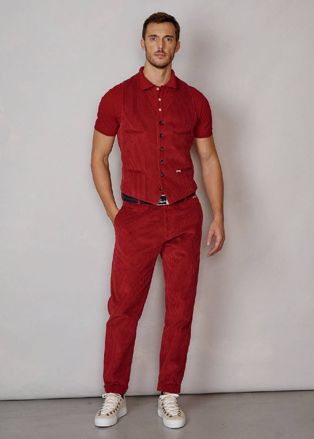 Luis Trenker Pantaloni chino in velluto a coste Lubruneu