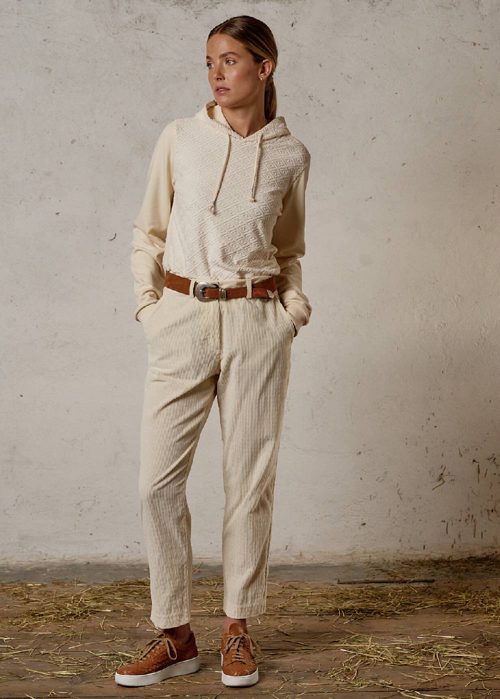 Luis Trenker Pantaloni chino in velluto a coste modello Luloraine