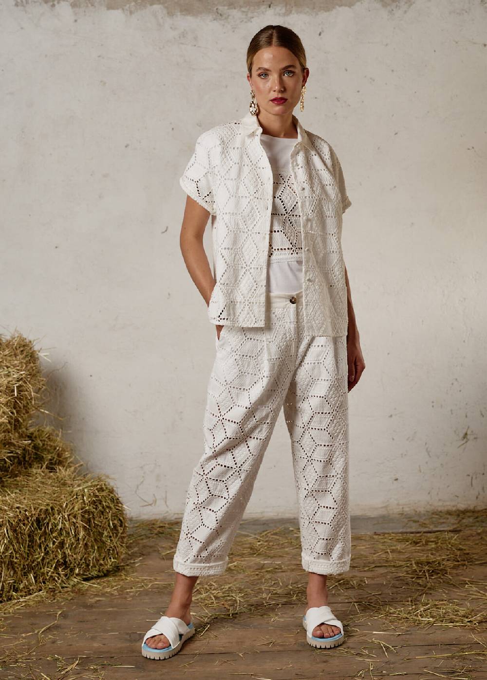 Luis Trenker Pantaloni dalla linea Carrot Fit in pizzo sangallo modello Luloretta