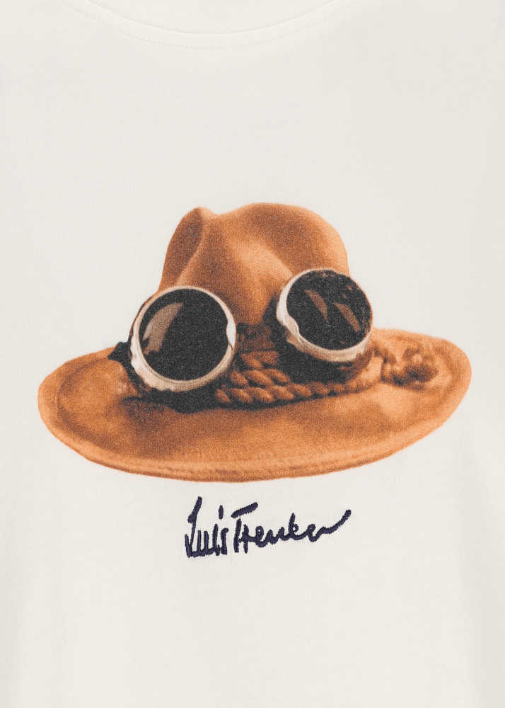 Luis Trenker T-shirt Con Grafica Iconica Raffigurante "Il Cappello"