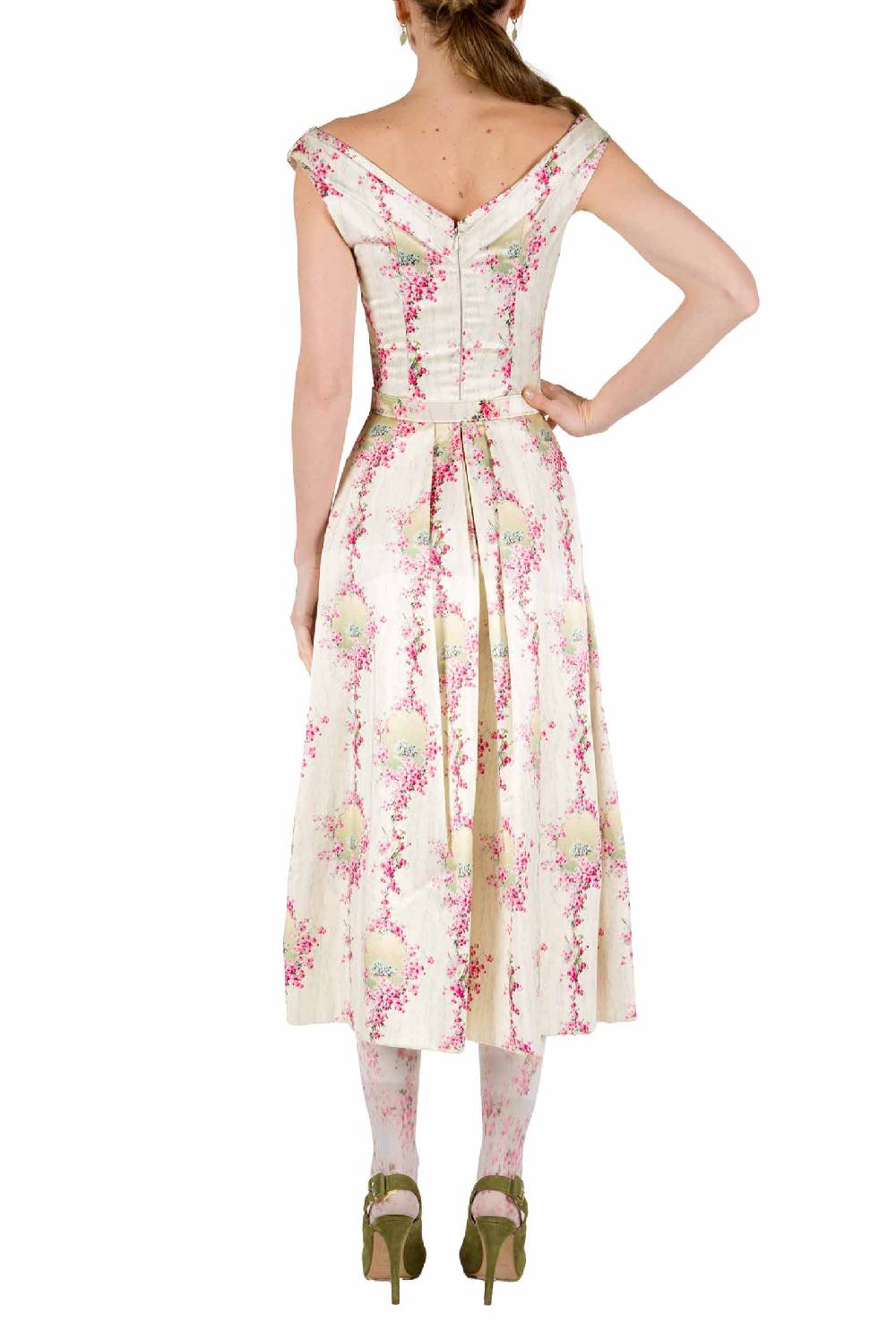 Luisa Beccaria Abito Duchesse Scollo Ampio