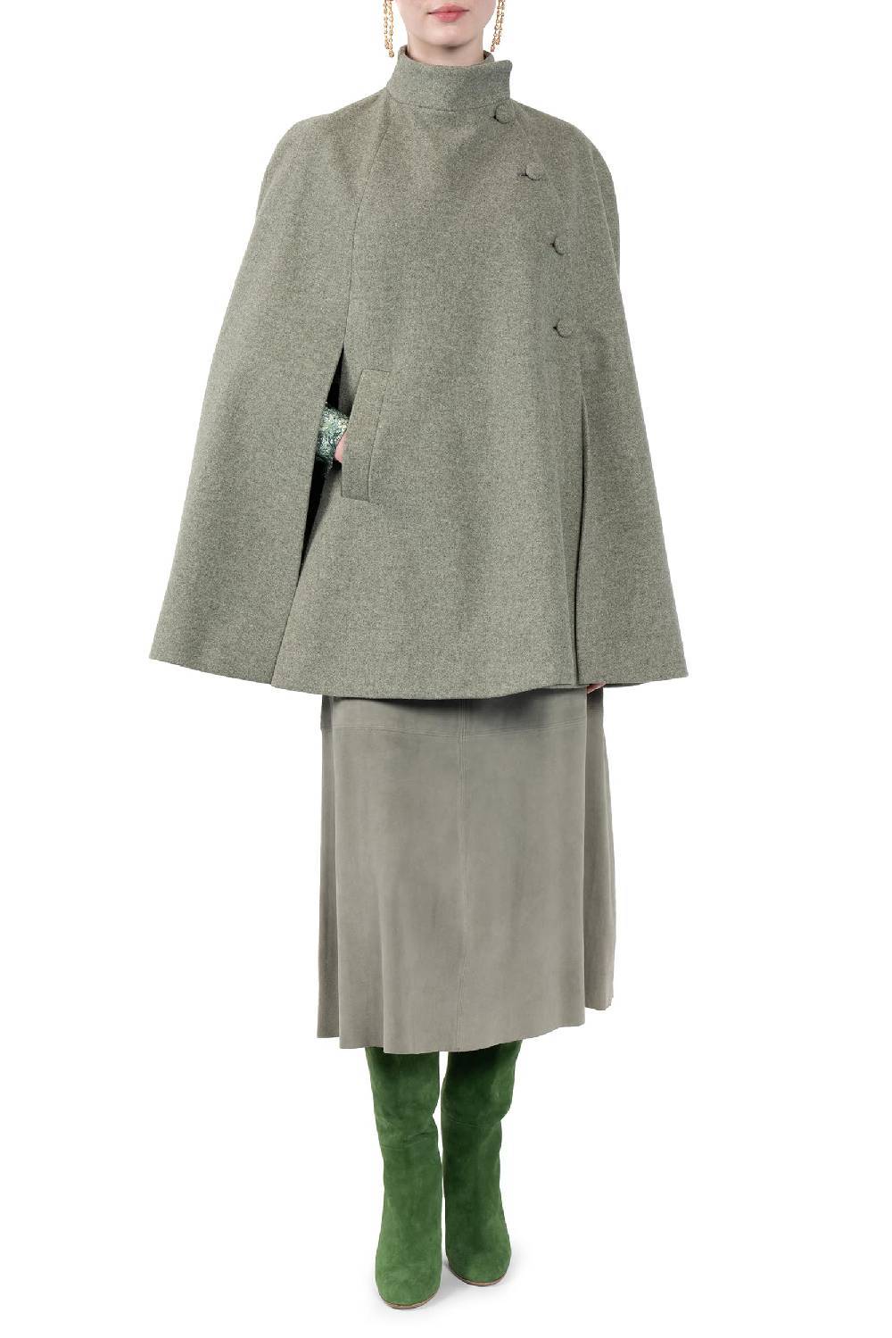 Luisa Beccaria Mantella Reglan In Lana