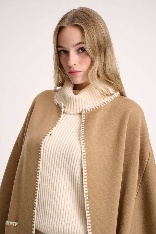 Luisa Spagnoli Meglio - Mantella Ricamata