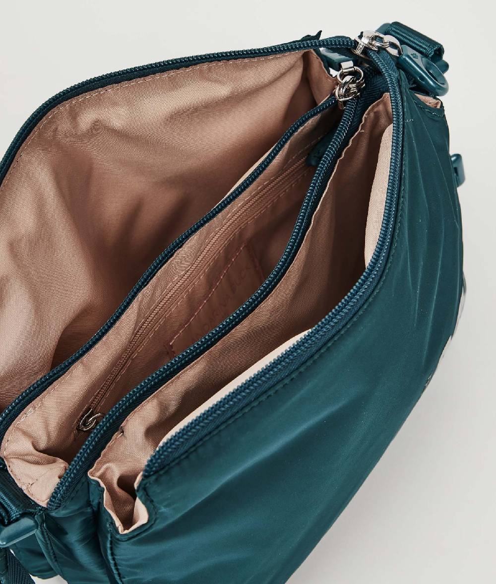 Mandarina Duck MD20 BALLOON POCHETTE Mandarina Duck