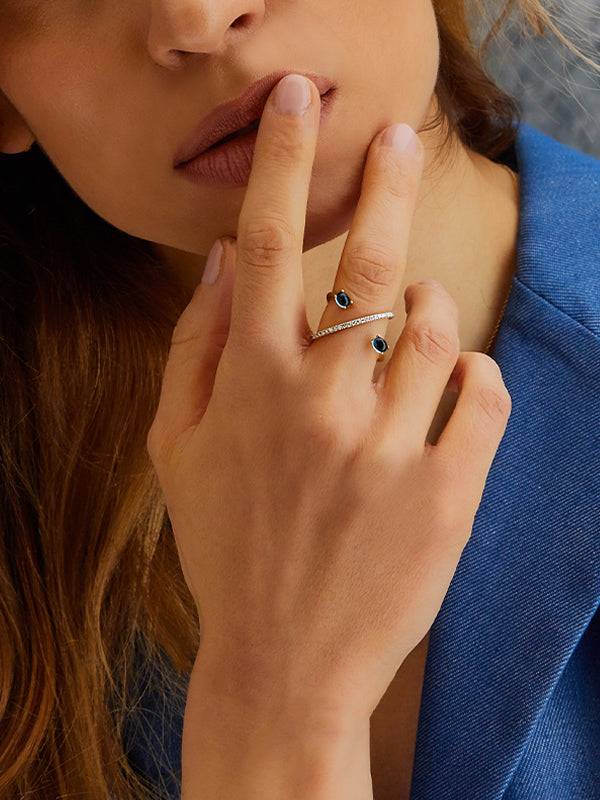 Nanis Anello Ad Incrocio "DANCING AZURE" In Oro, Diamanti E Topazio London B – Nanis Italian Jewels