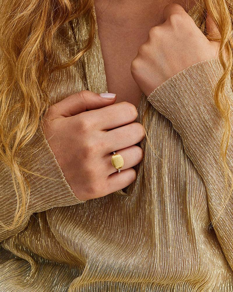 Nanis Anello "DANCING ÉLITE" Con Boule In Oro Incisa A Mano E Pavé Di Diaman – Nanis Italian Jewels