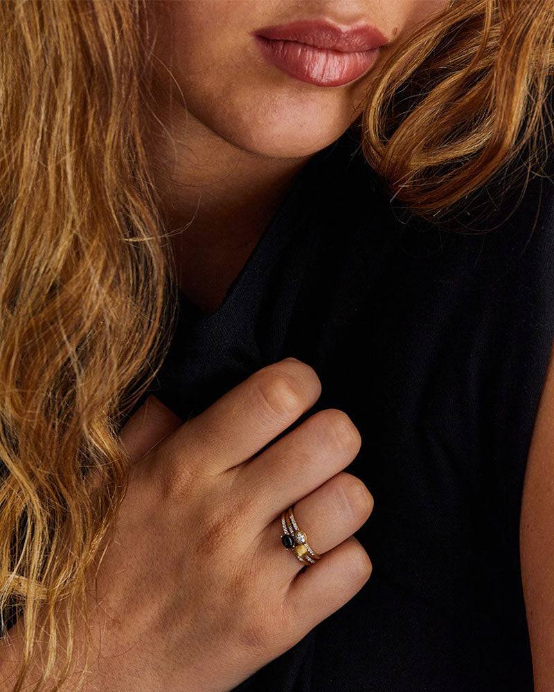 Nanis Anello "DANCING MYSTERY BLACK" Impilabile In Oro, Diamanti E Onice Ner – Nanis Italian Jewels