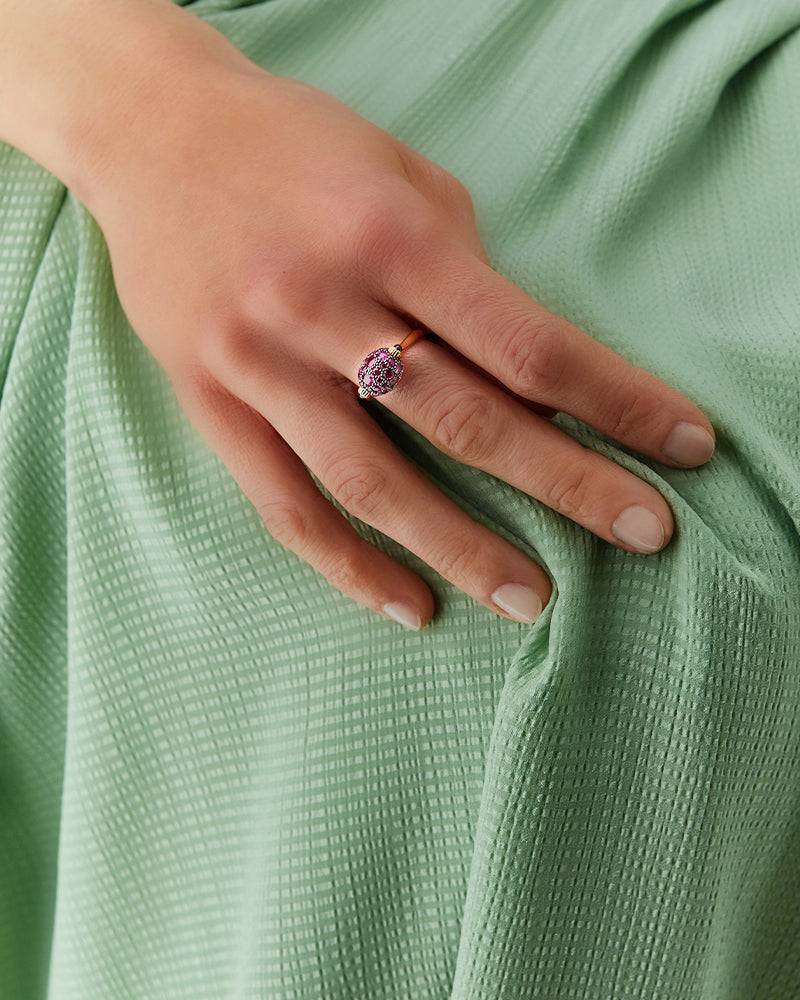 Nanis Anello "DANCING REVERSE" Double Face In Oro, Zaffiri Rosa, Rubini, Opa – Nanis Italian Jewels