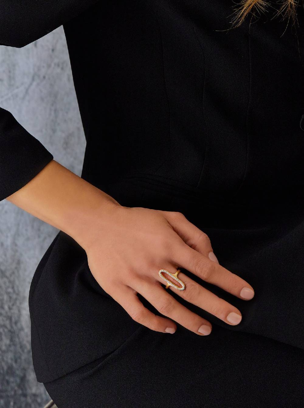 Nanis Anello "LIBERA" Con Elemento Ovale In Oro E Diamanti (grande) – Nanis Italian Jewels