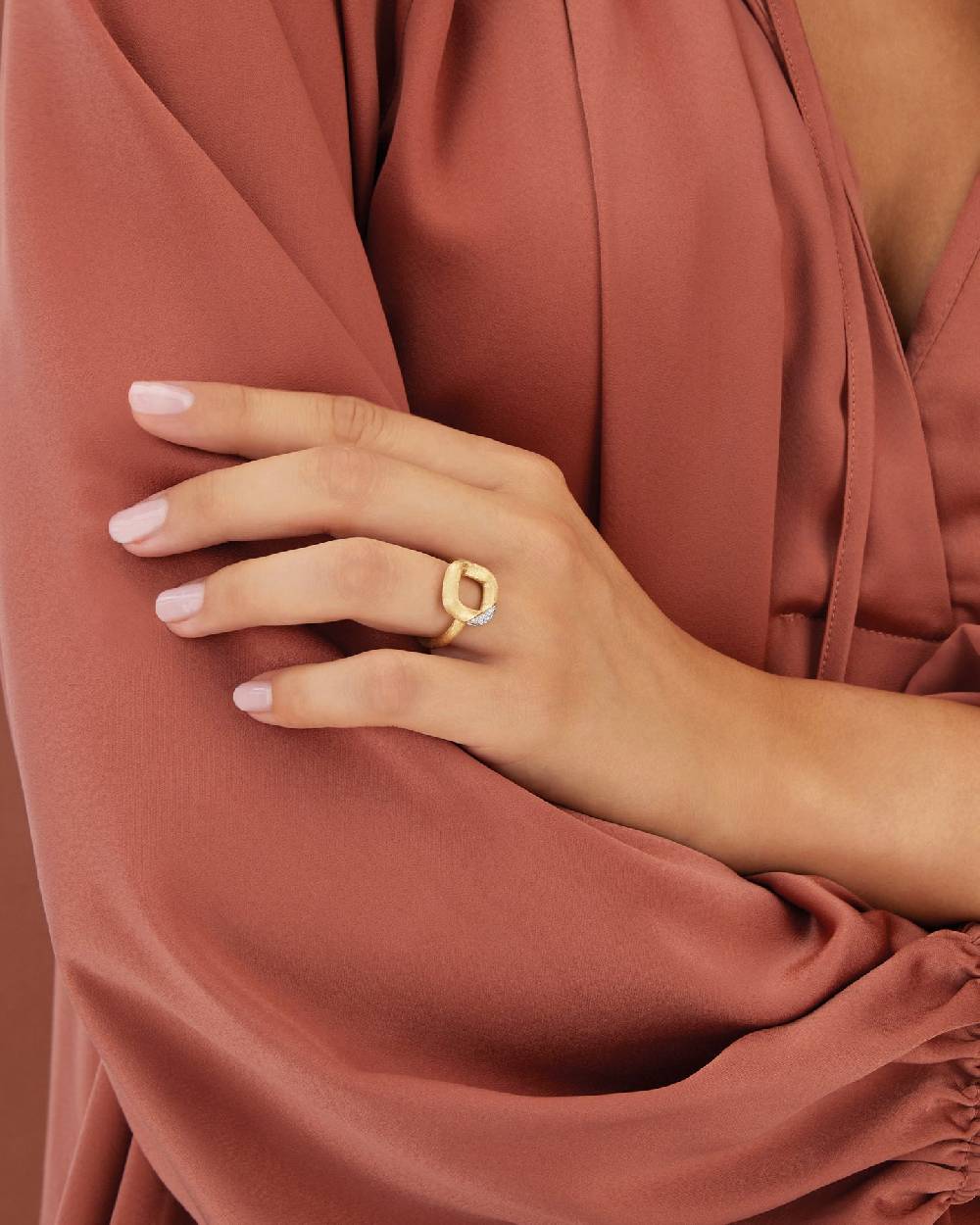 Nanis Anello "LIBERA" Squadrato In Oro E Diamanti (piccolo) – Nanis Italian Jewels