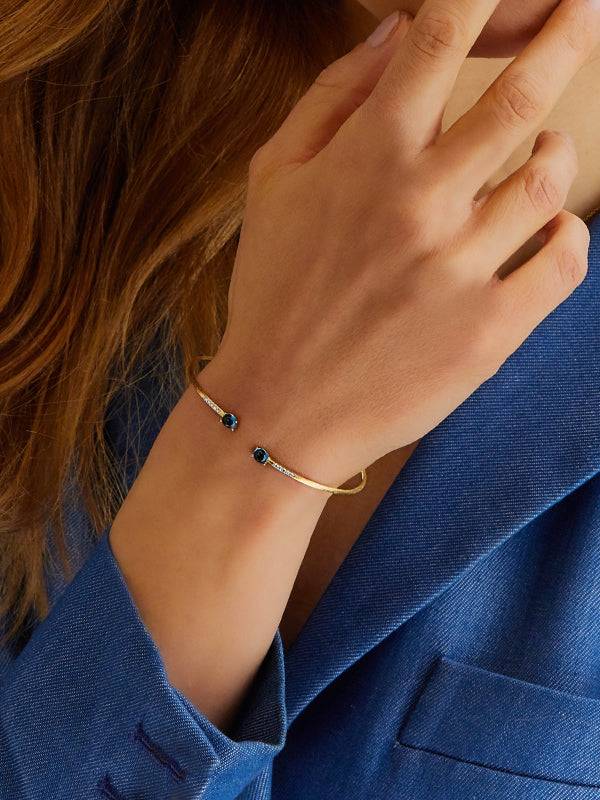 Nanis Bracciale A Schiava "DANCING AZURE" Inciso A Mano In Oro, Diamanti E T – Nanis Italian Jewels