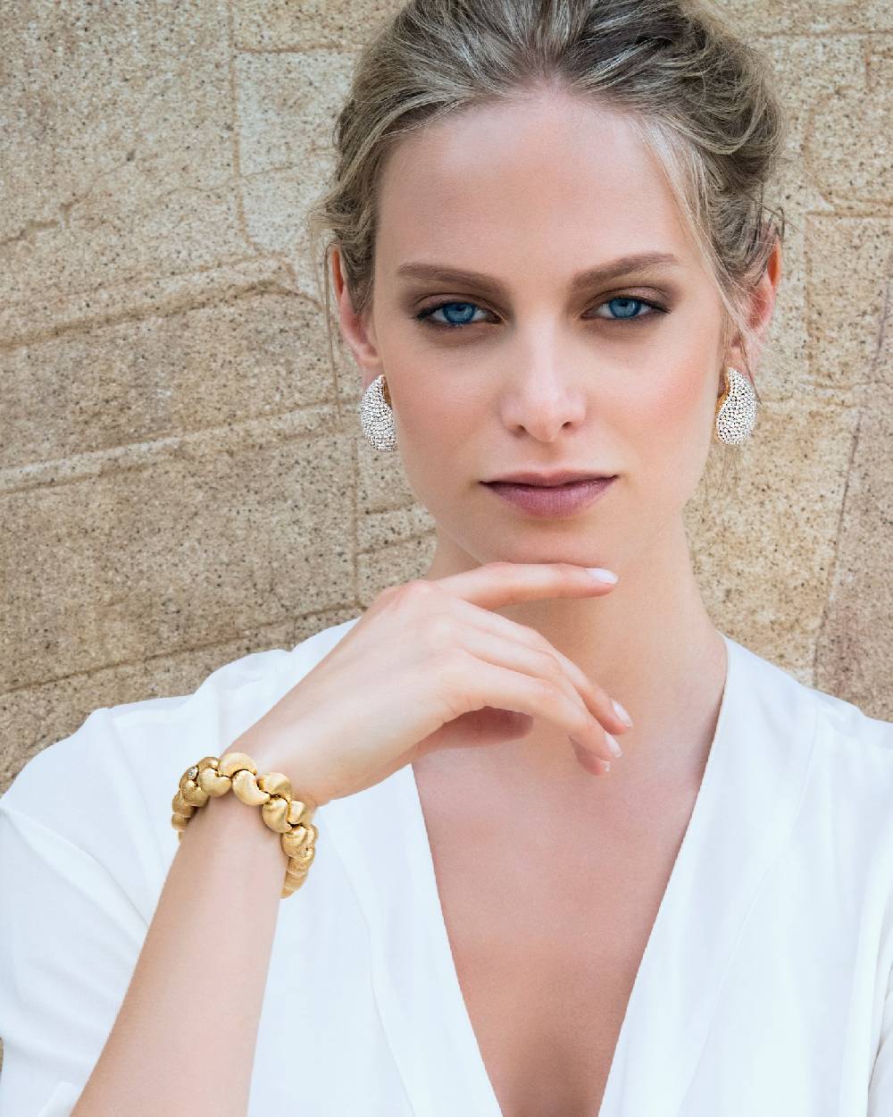 Nanis Orecchini A Lobo "CASHMERE" In Oro E Diamanti – Nanis Italian Jewels