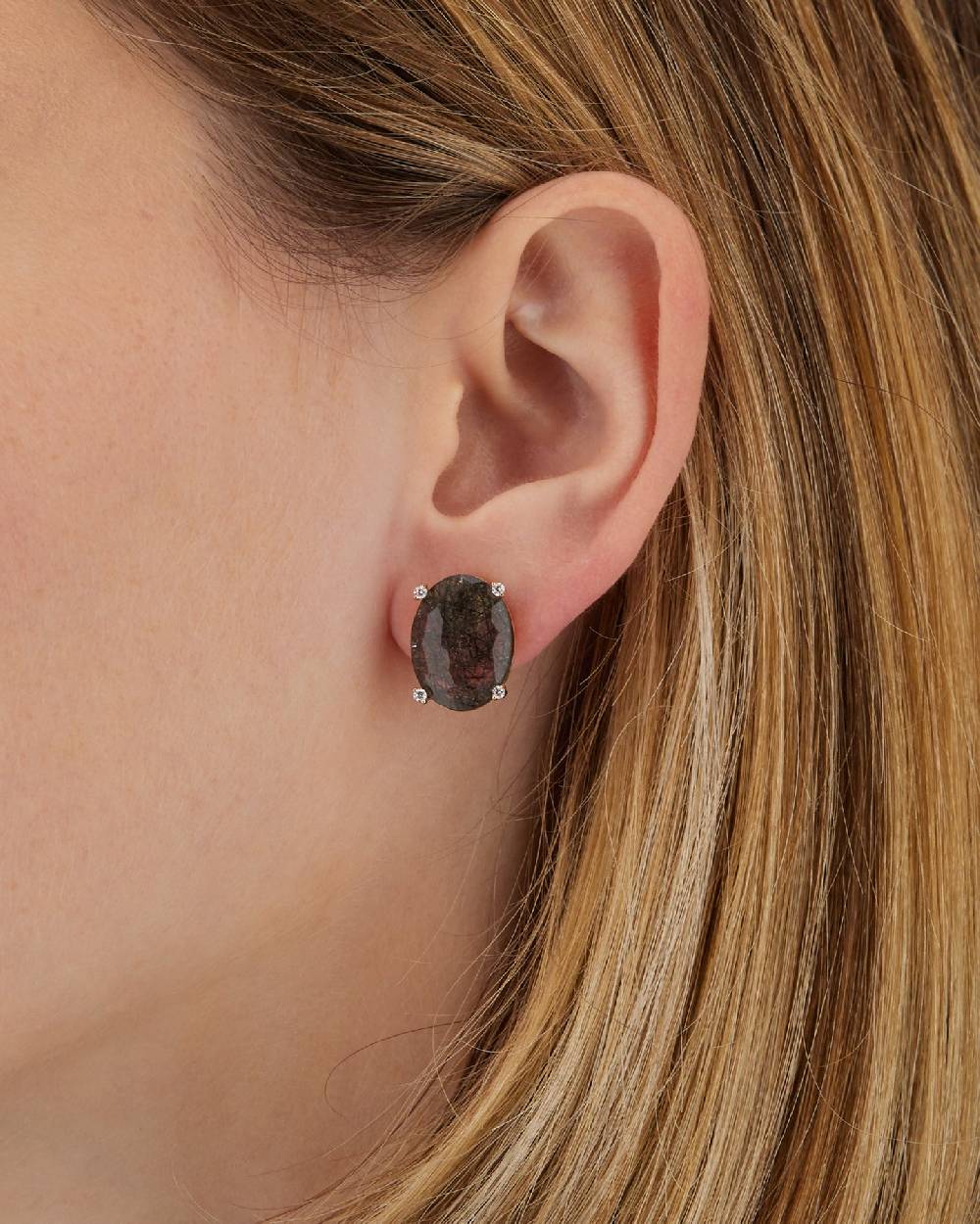 Nanis Orecchini A Lobo "IPANEMA" In Oro, Quarzo Rutilato Grigio E Dettagli D – Nanis Italian Jewels