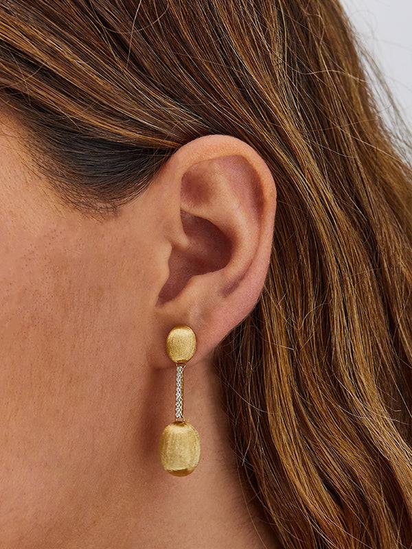 Nanis Orecchini "DANCING ÉLITE" Con Boules Pendenti In Oro Legate Da Barrett – Nanis Italian Jewels