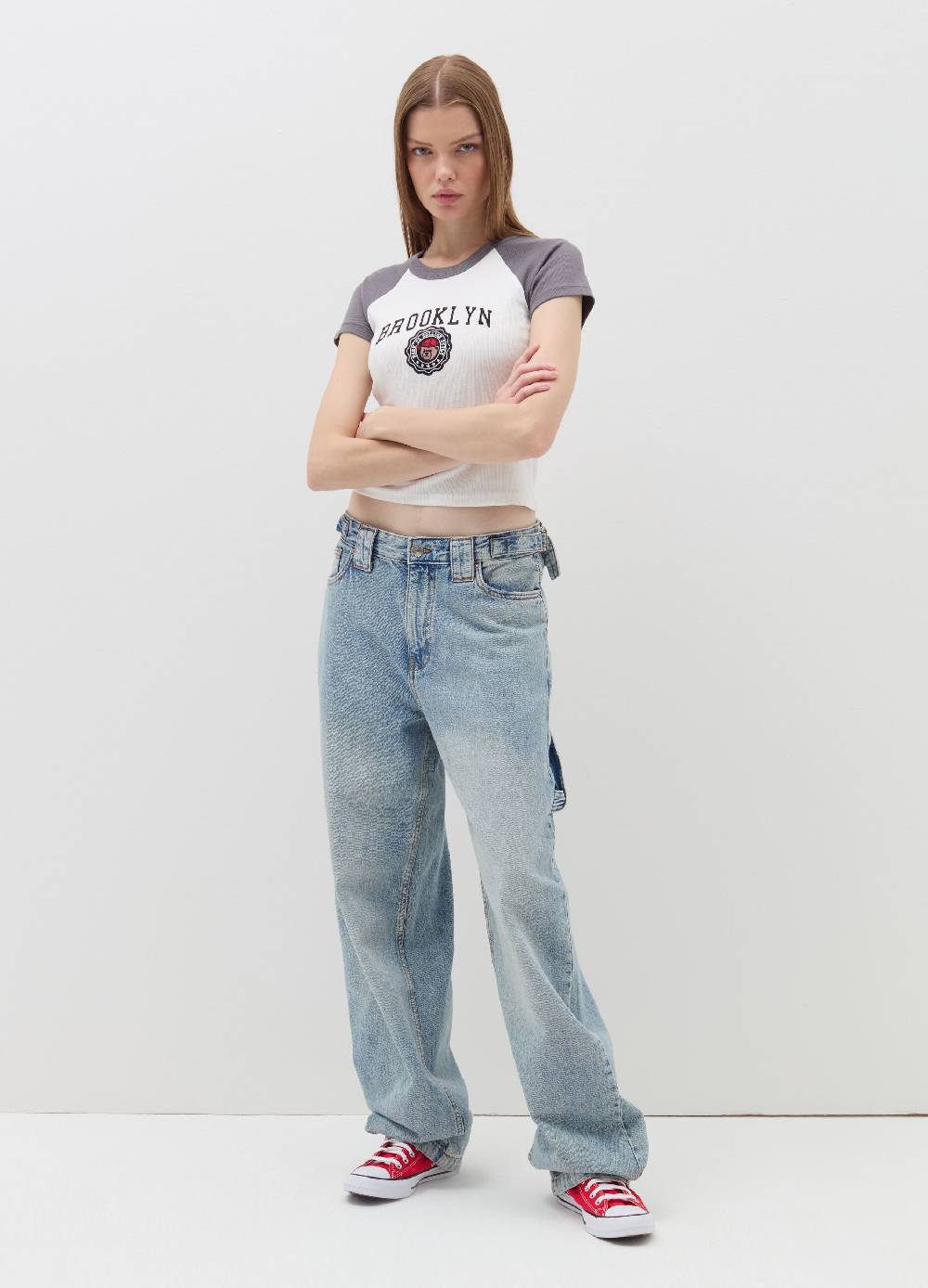 B. ANGEL T-shirt a costine con ricamo