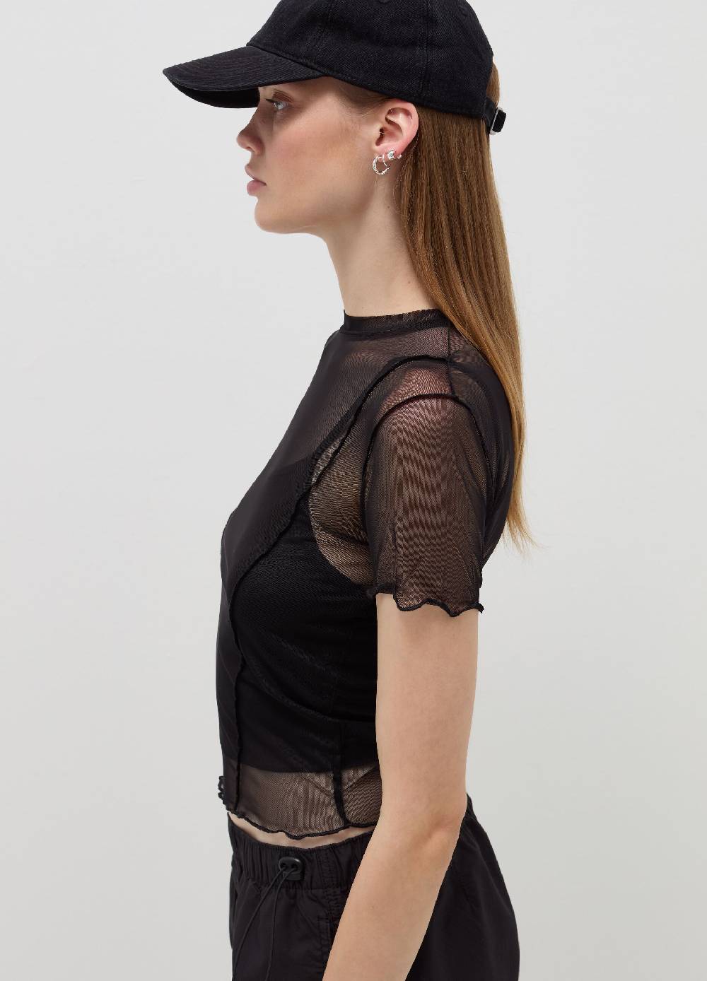 B. ANGEL T-shirt Crop In Mesh Con Profili Ondulati