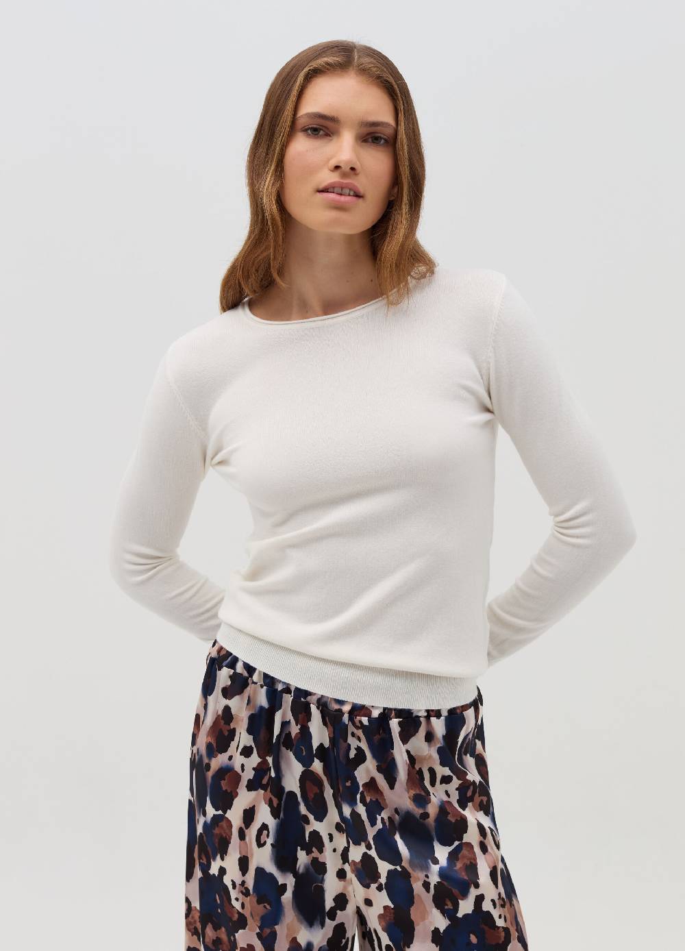 HYBRID Pullover girocollo con piccolo risvolto