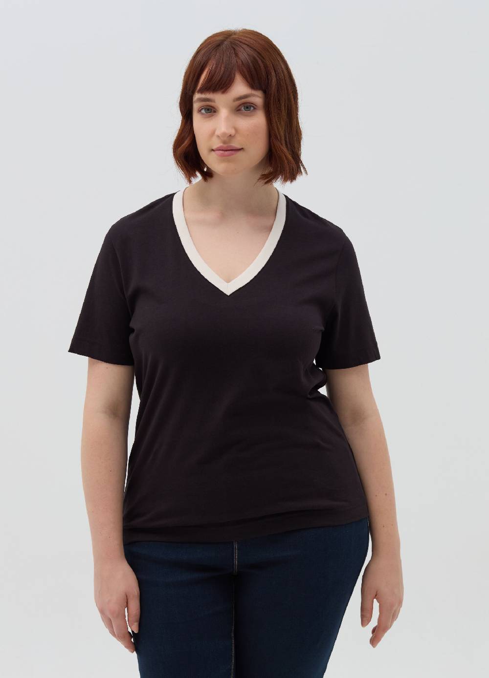MYA T-shirt scollo a V a contrasto Curvy
