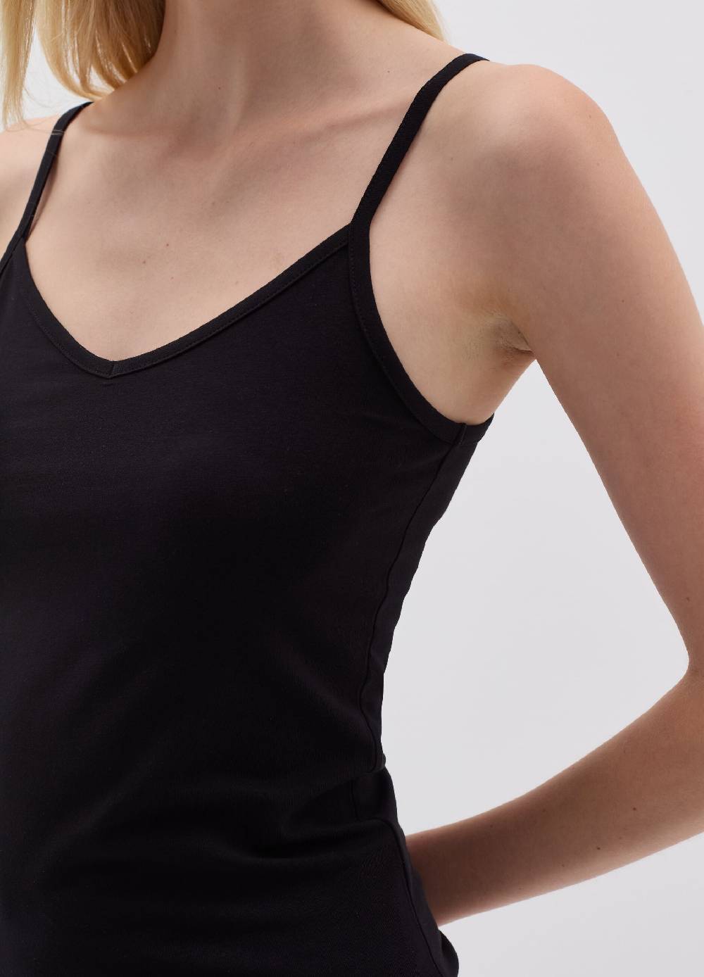 OVS Canotta Intima Con Scollo A V