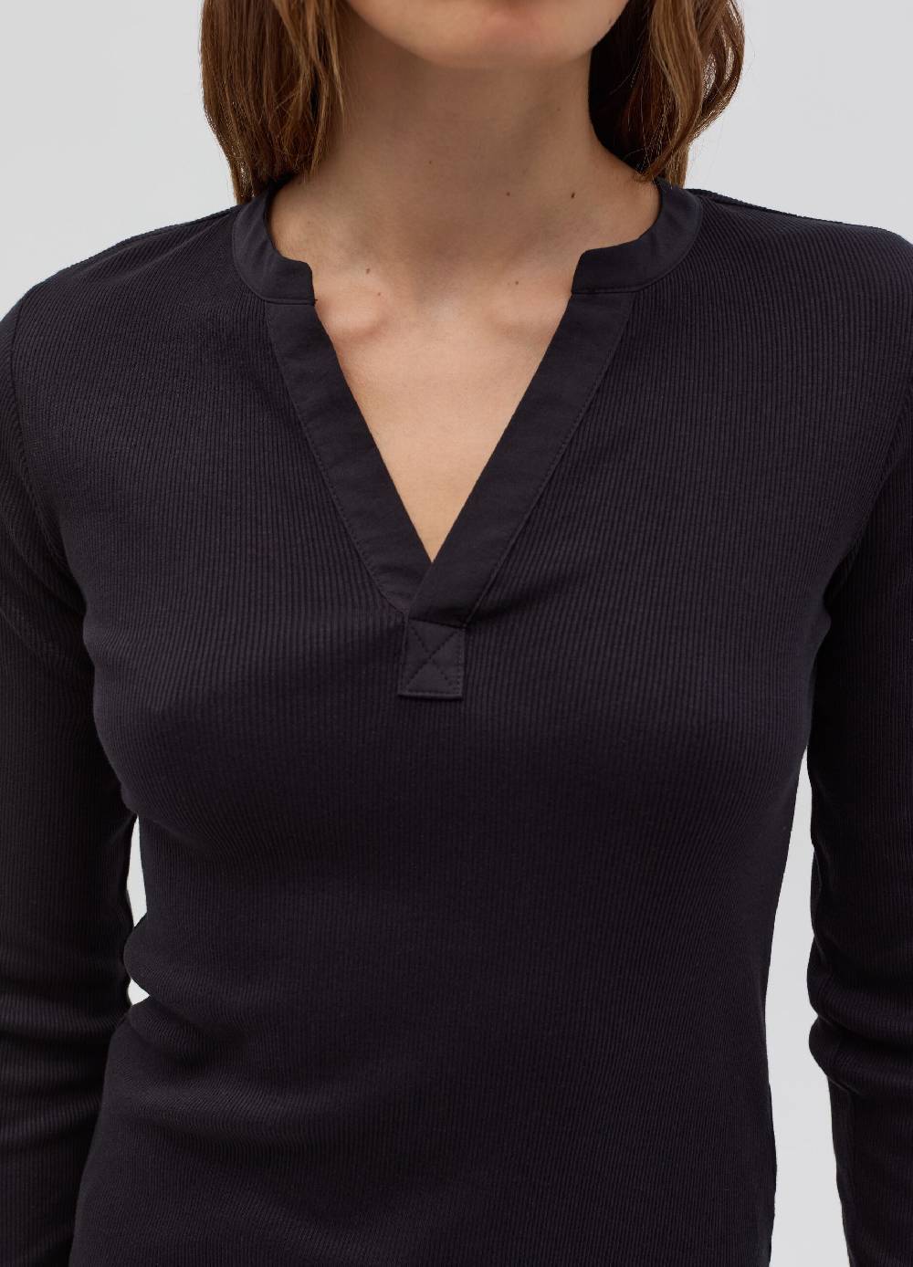 OVS T-shirt A Costine Sottili Con Scollo A V