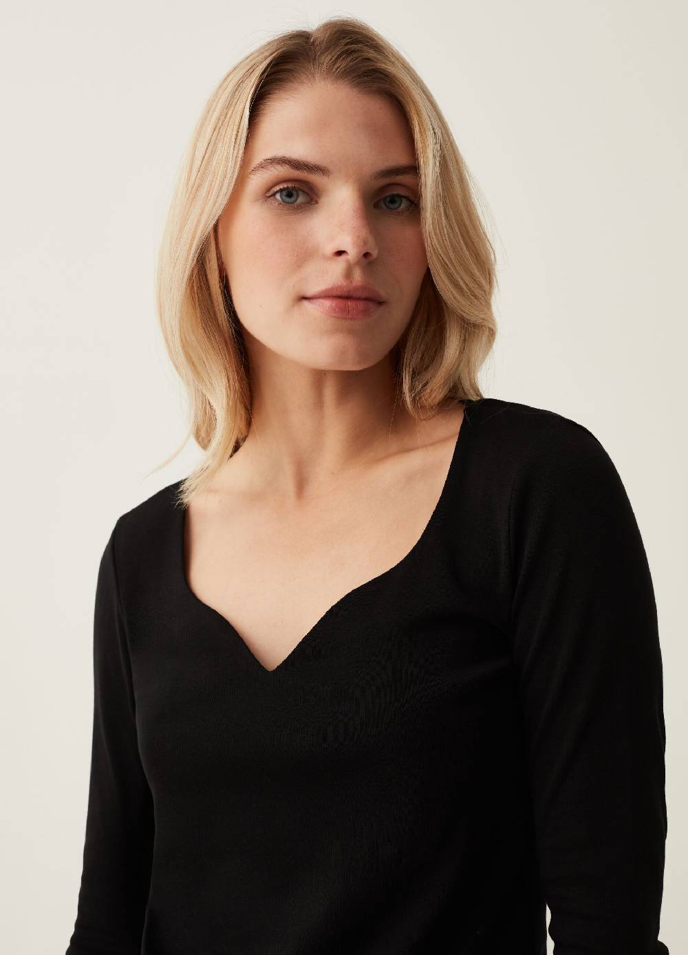 OVS T-shirt A Maniche Lunghe Con Scollo A Cuore