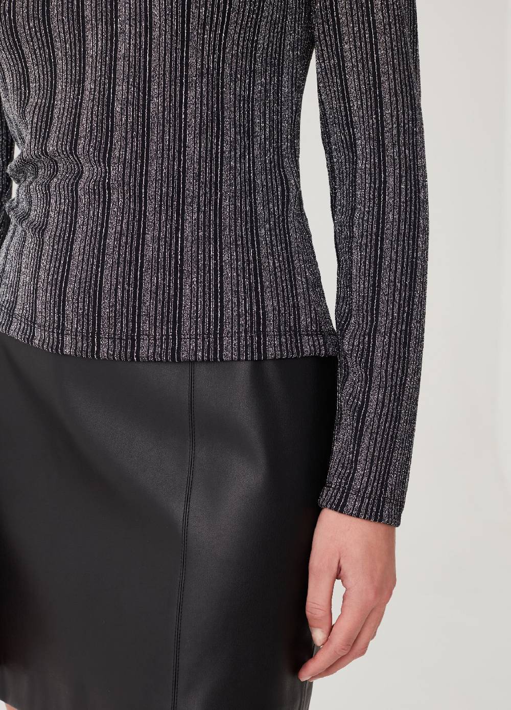 OVS T-shirt In Lurex A Righe Sottili