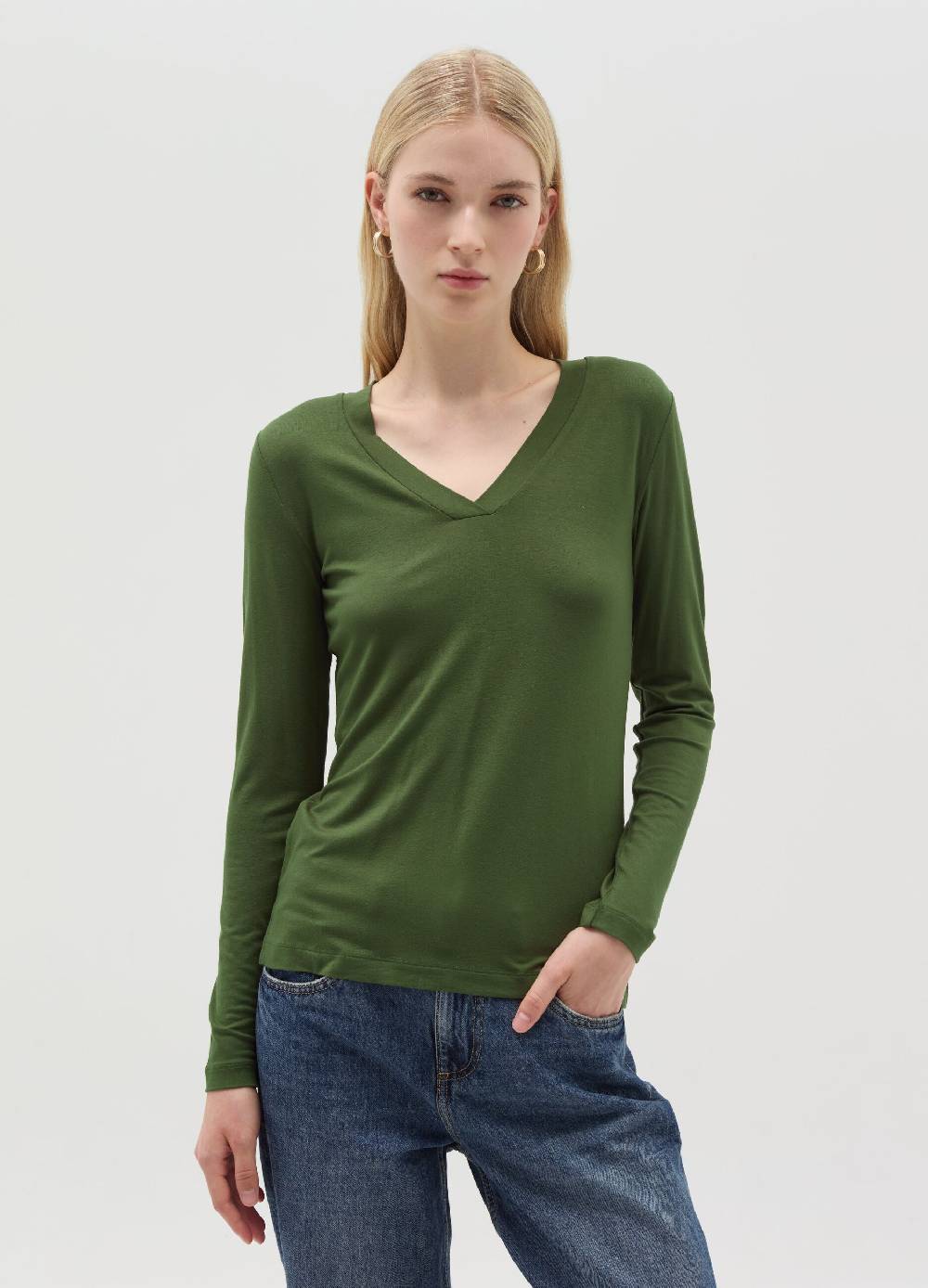 OVS T-shirt In Viscosa Stretch Con Scollo A V