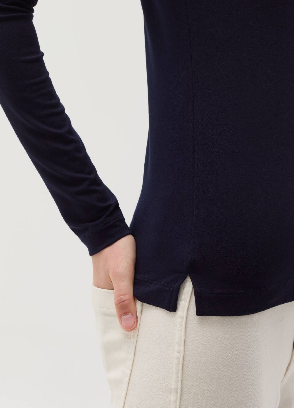 OVS T-shirt In Viscosa Stretch Con Scollo A V