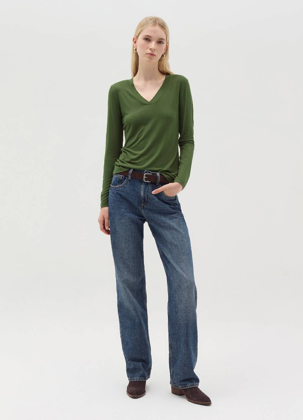 OVS T-shirt in viscosa stretch con scollo a V