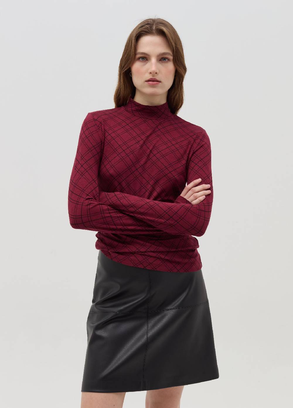 OVS T-shirt mock neck con fantasia check