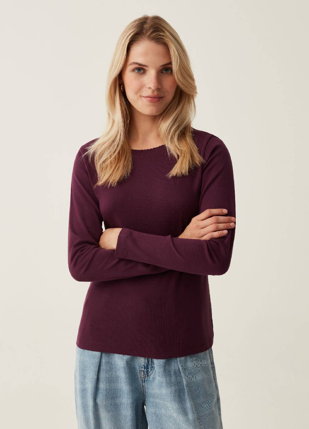 OVS T-shirt scollo a barca con profilo ondulato