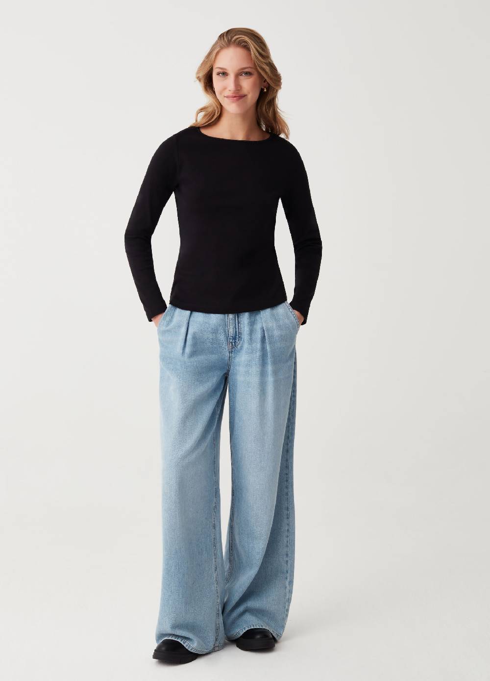 OVS T-shirt Scollo Rotondo Con Profilo In Strass