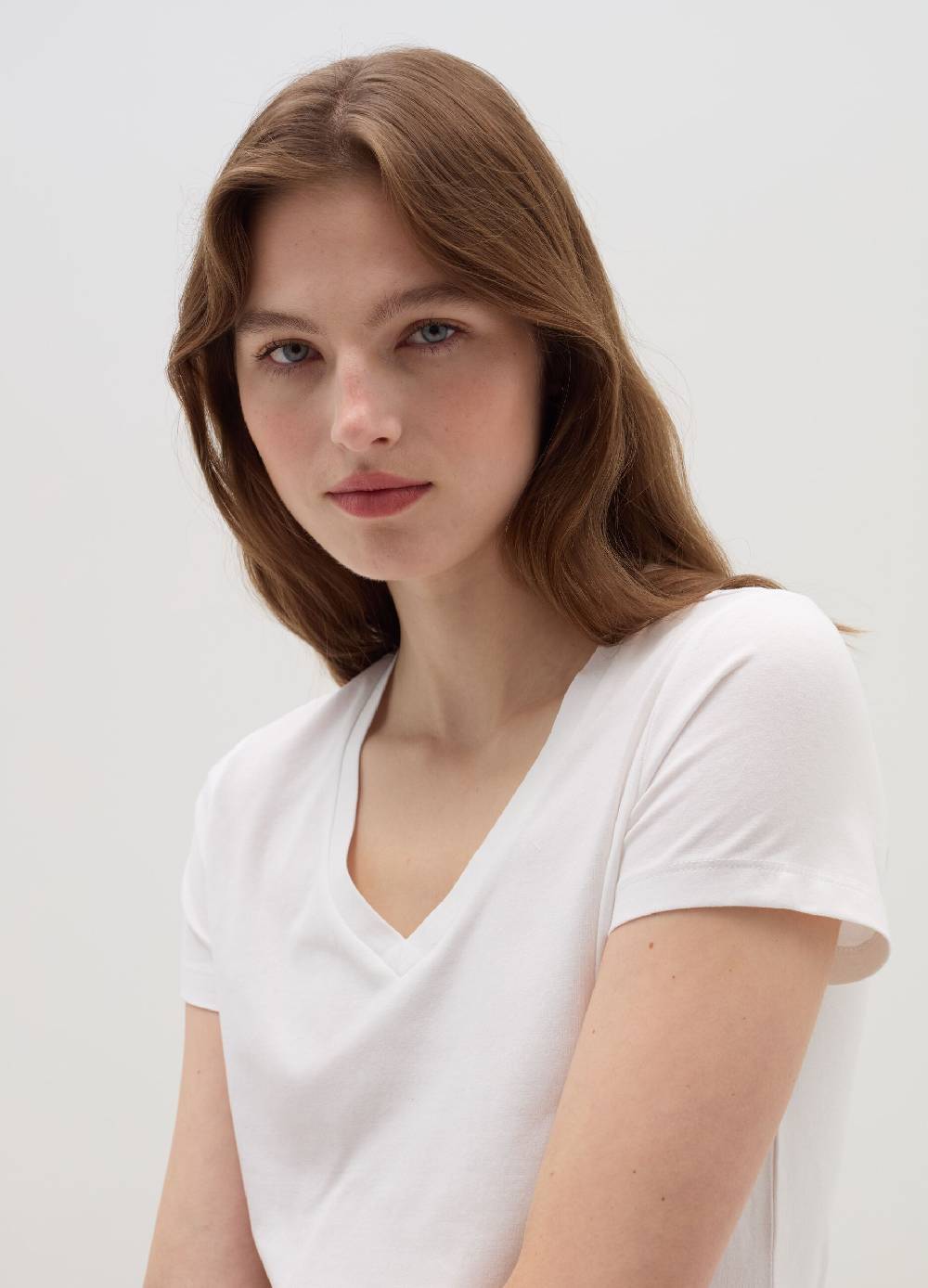 OVS T-shirt tinta unita con scollo a V