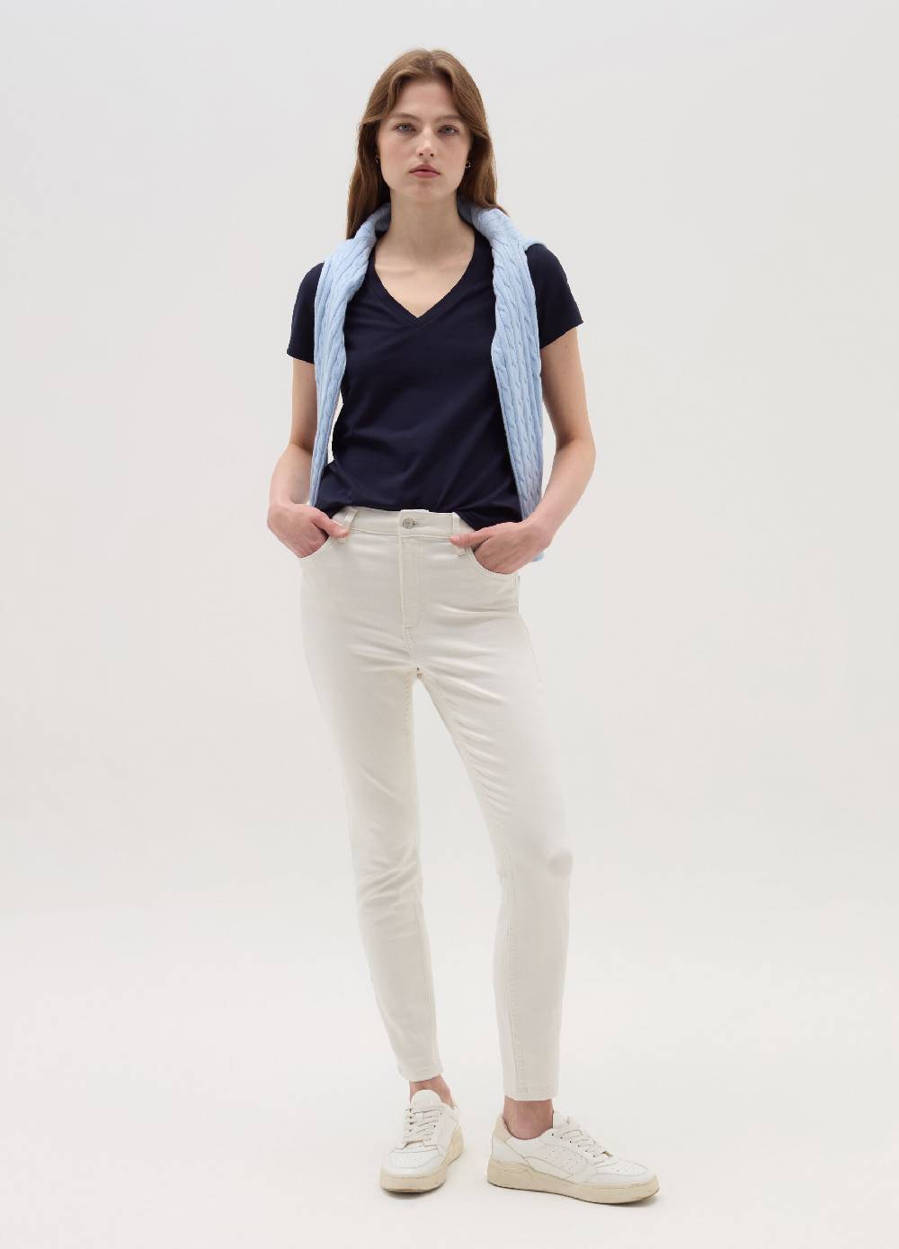 OVS T-shirt tinta unita con scollo a V