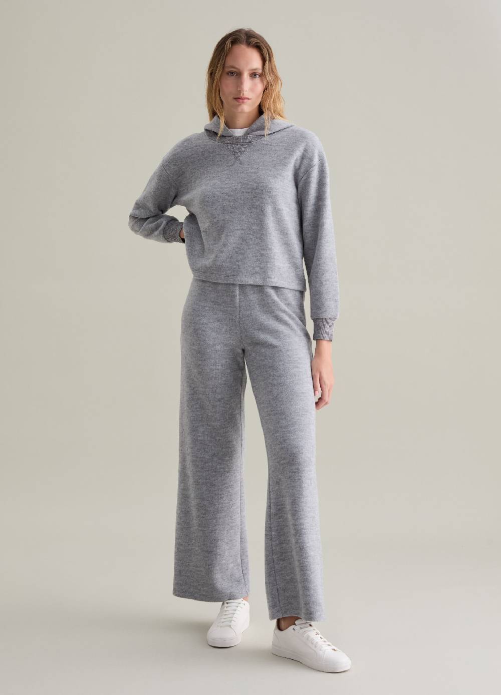 PIOMBO Top in maglia con cappuccio a maniche lunghe