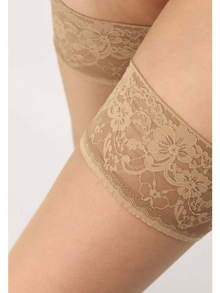 Rinascimento Autoreggente Velata Soiree 15 Denari Oroblù Per Rinascimento