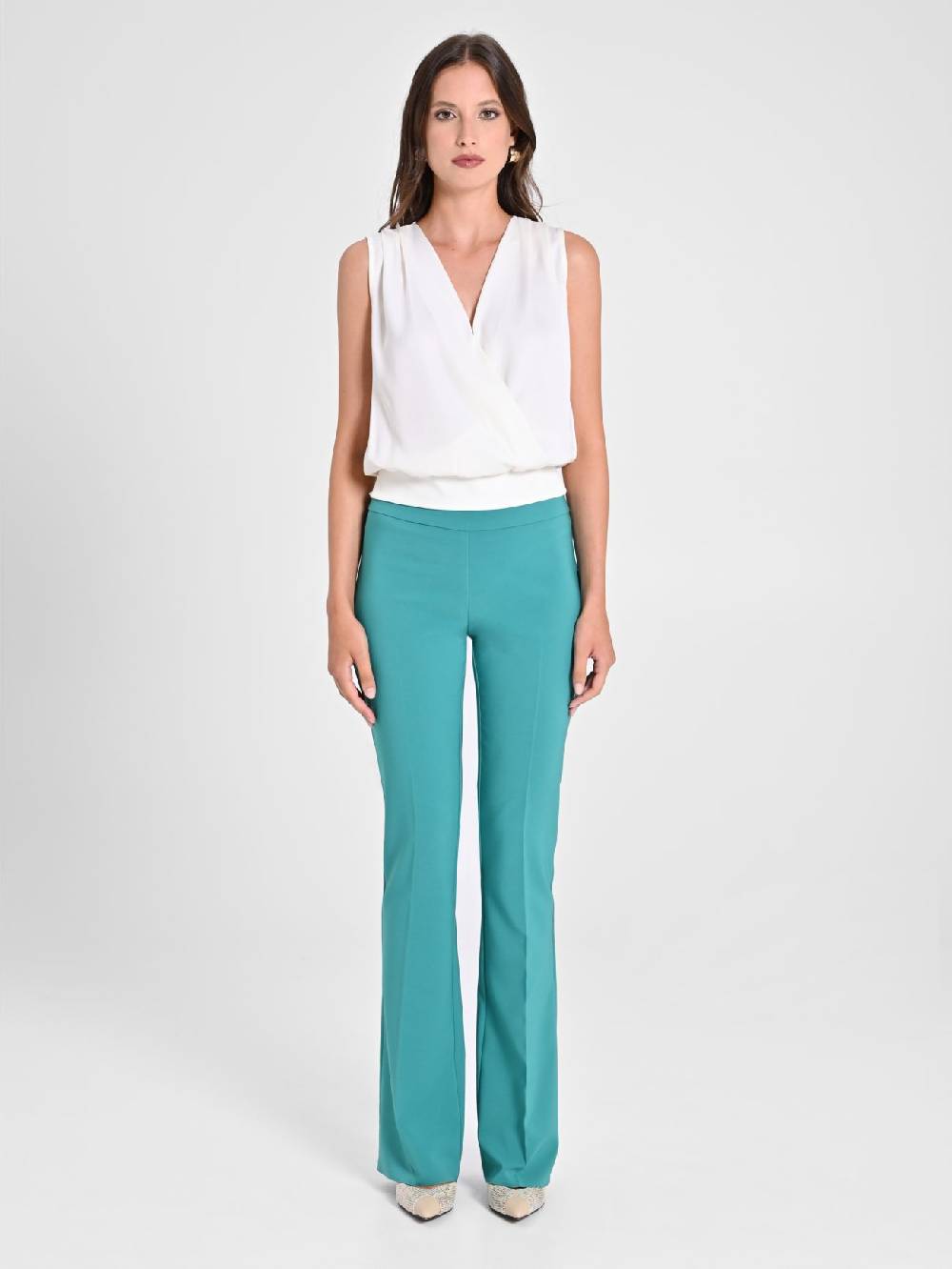 Rinascimento Pantaloni Flared In Tessuto Tecnico Verde Giada