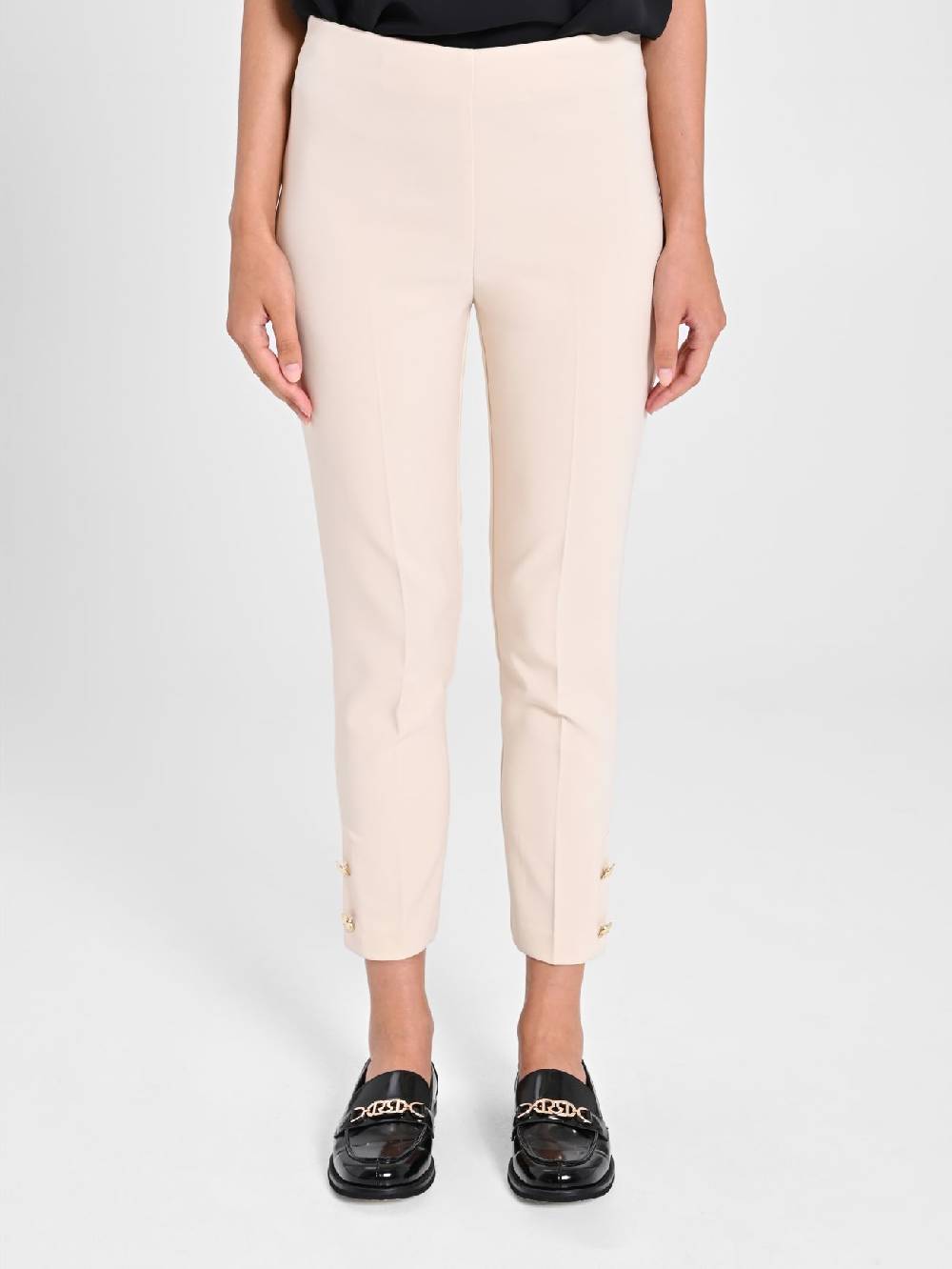Rinascimento Pantaloni Slim In Tessuto Tecnico Beige