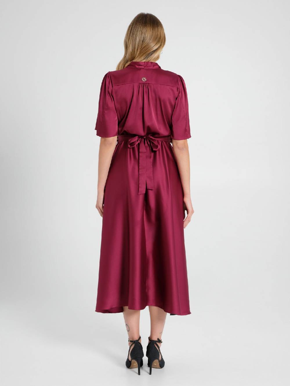 Rinascimento Abito Bordeaux Con Cinta Petali