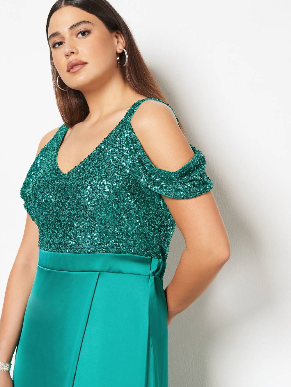 Rinascimento Abito Lungo Curvy Paillettes & Raso