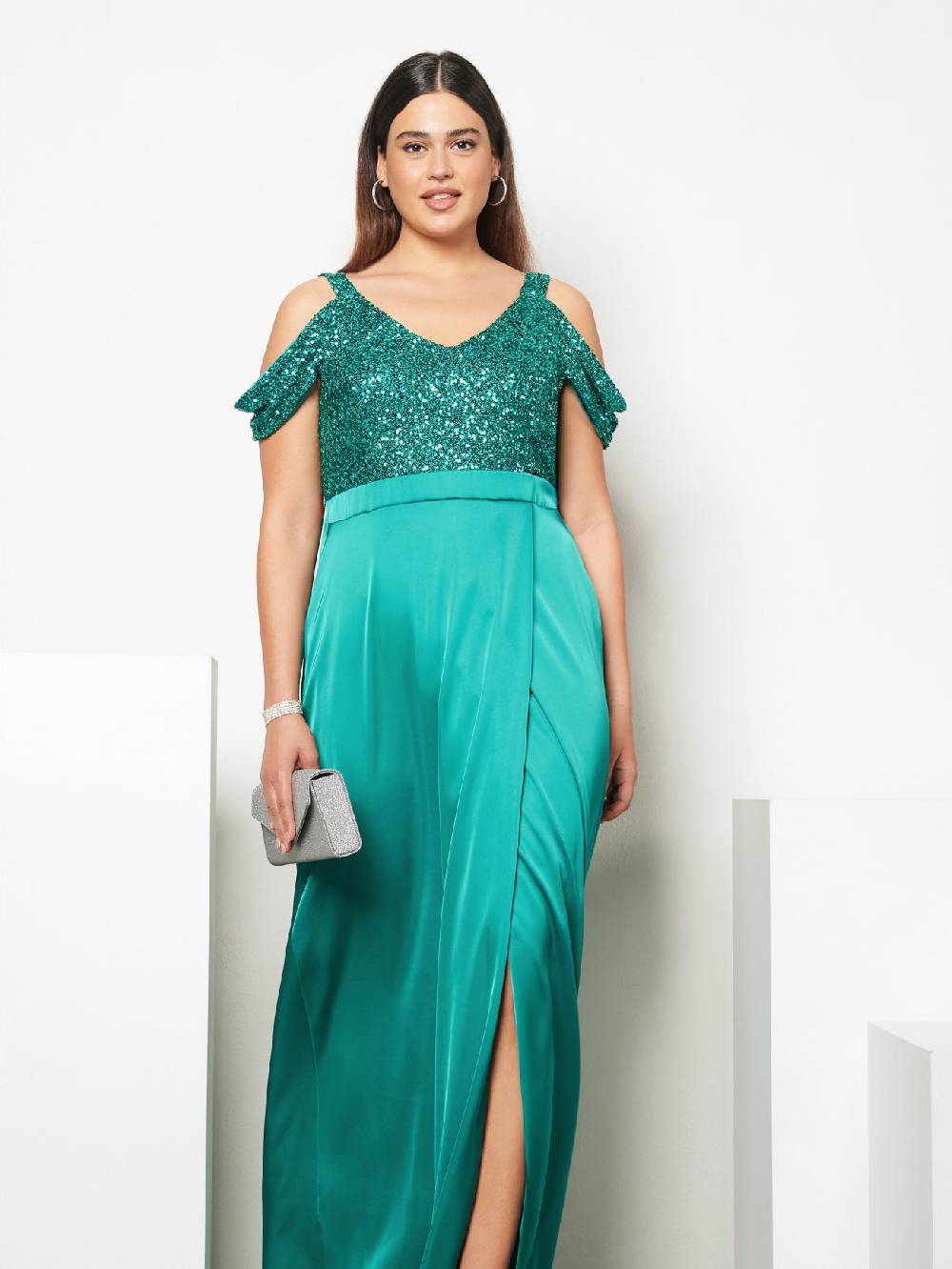 Rinascimento Abito Lungo Curvy Paillettes & Raso