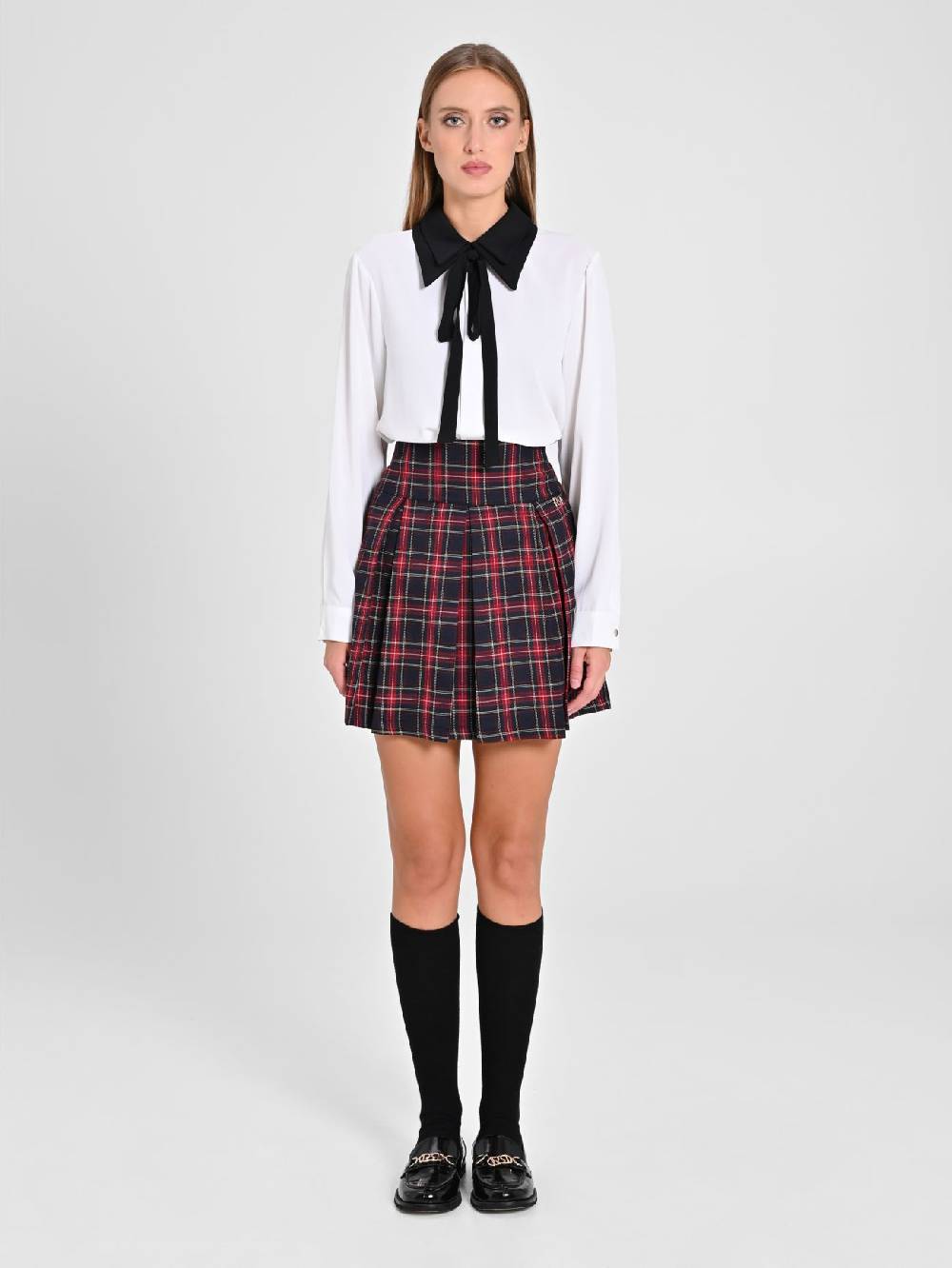 Rinascimento Blusa Bicolor Con Cravattino