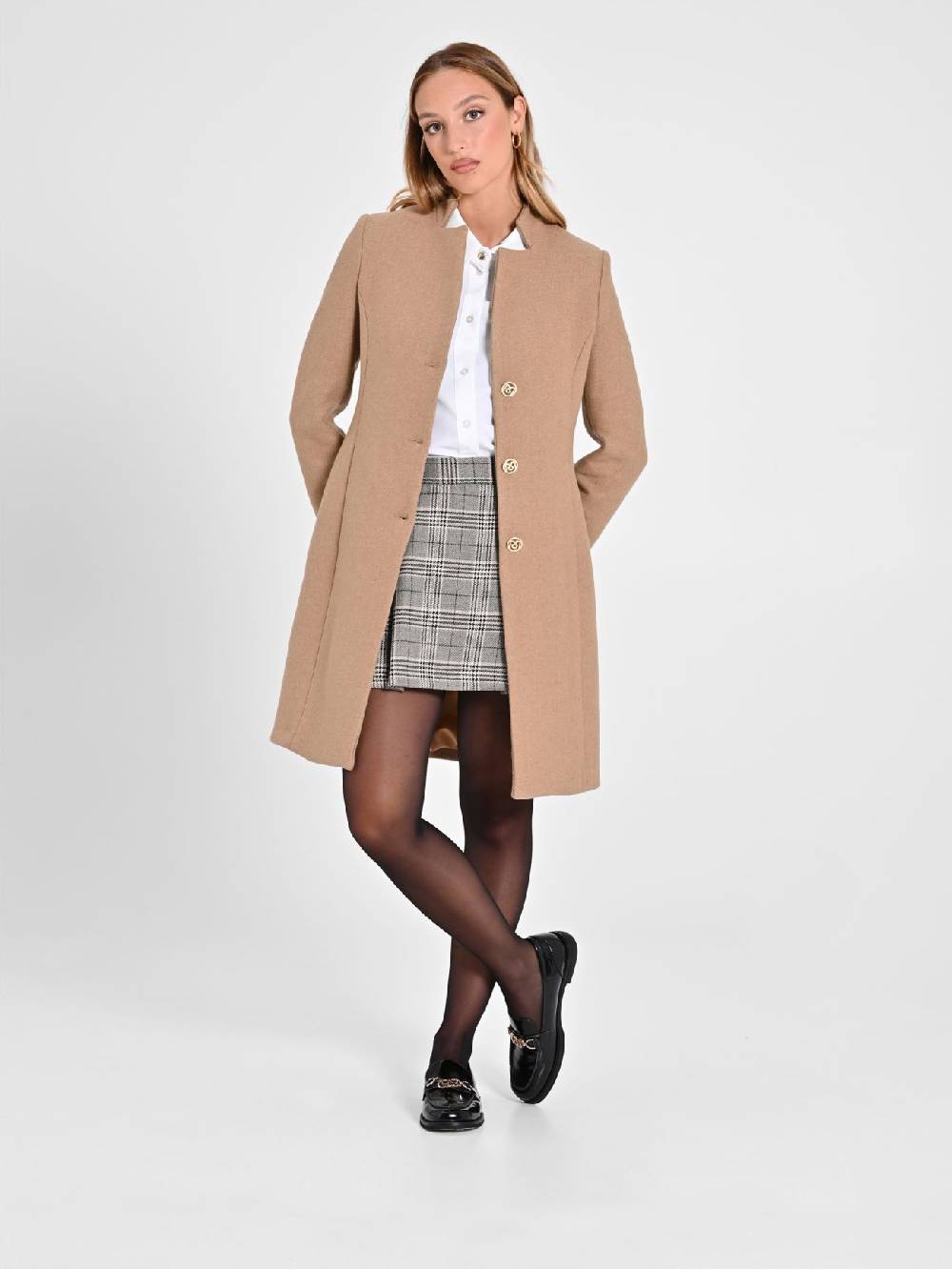 Rinascimento Cappotto Beige con Collo in Piedi