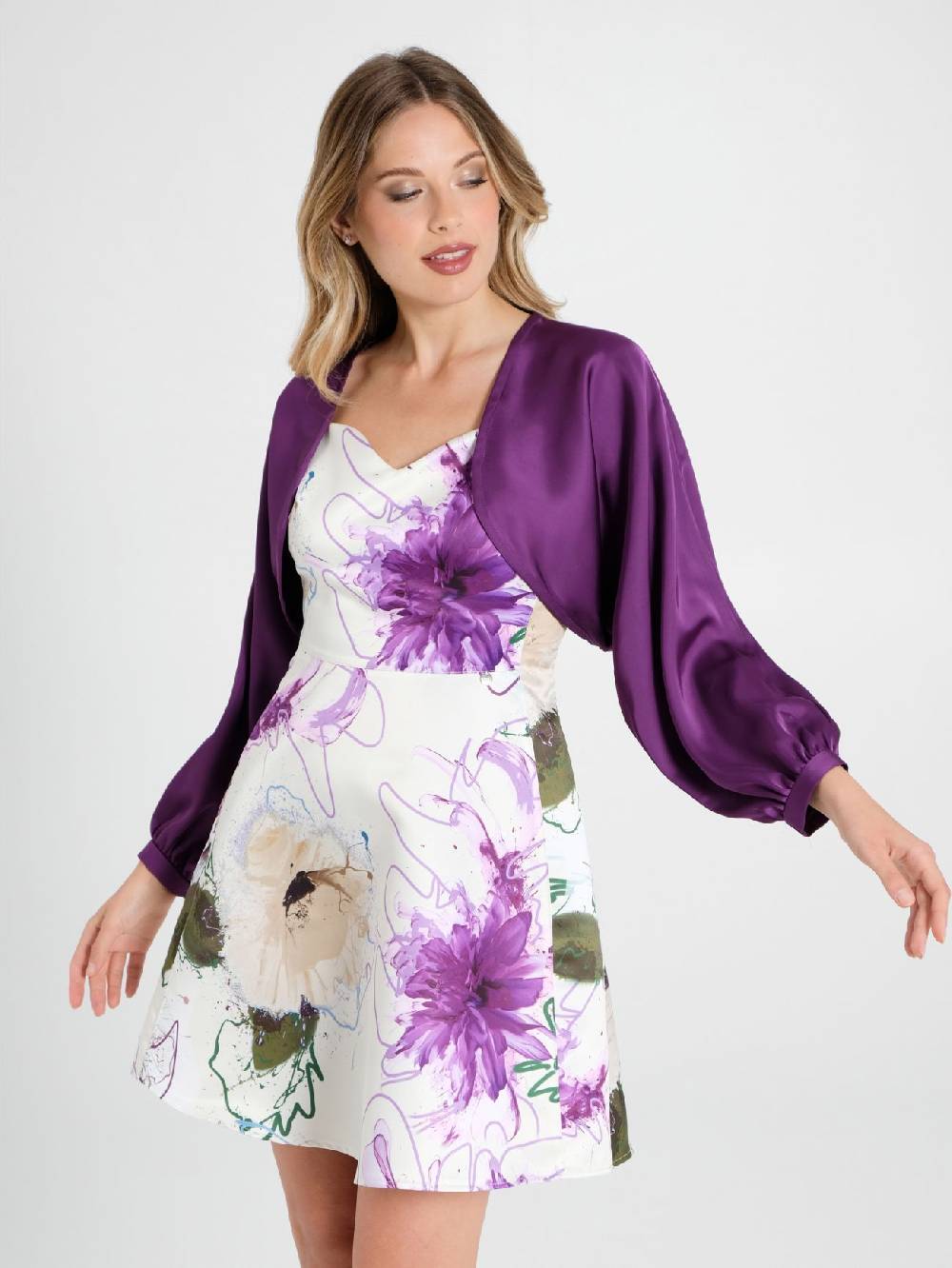 Rinascimento Coprispalle con Maniche a Sbuffo