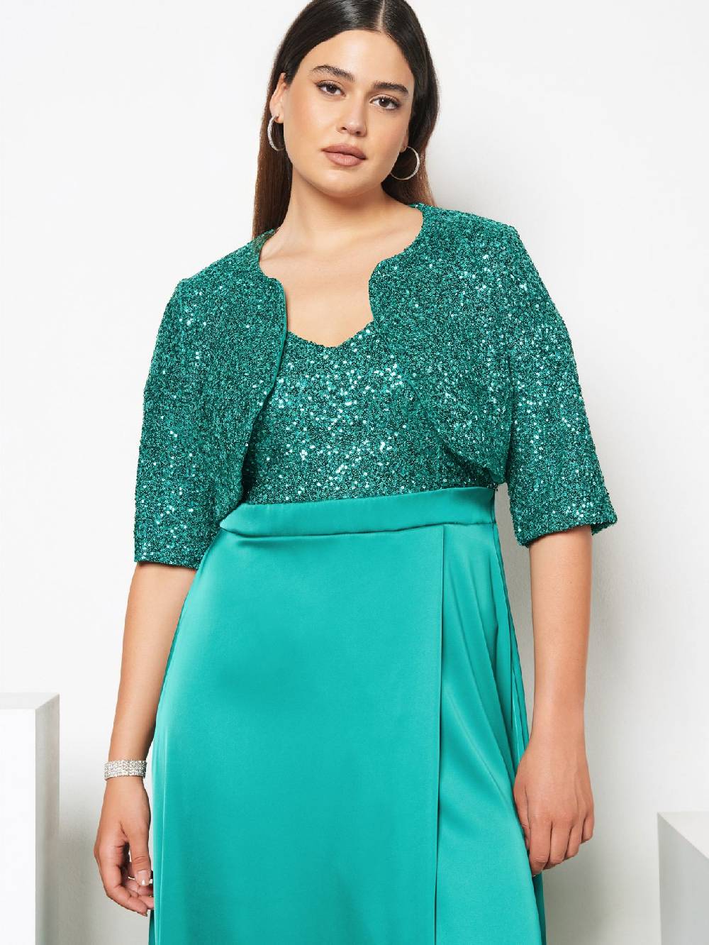 Rinascimento Coprispalle Curvy in Paillettes