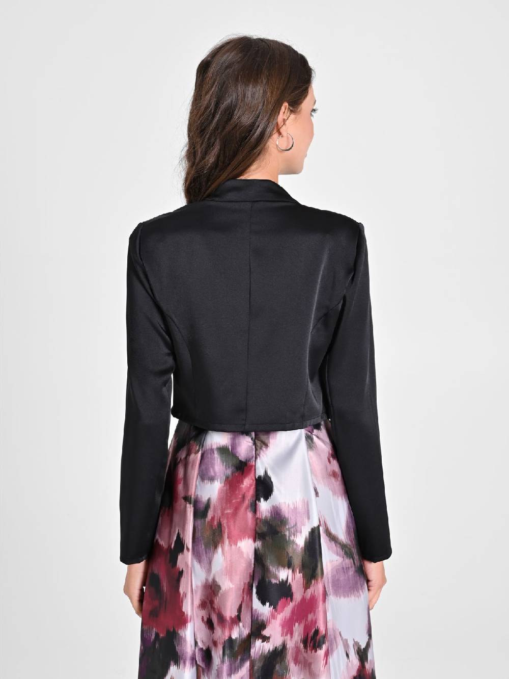 Rinascimento Coprispalle In Raso Nero