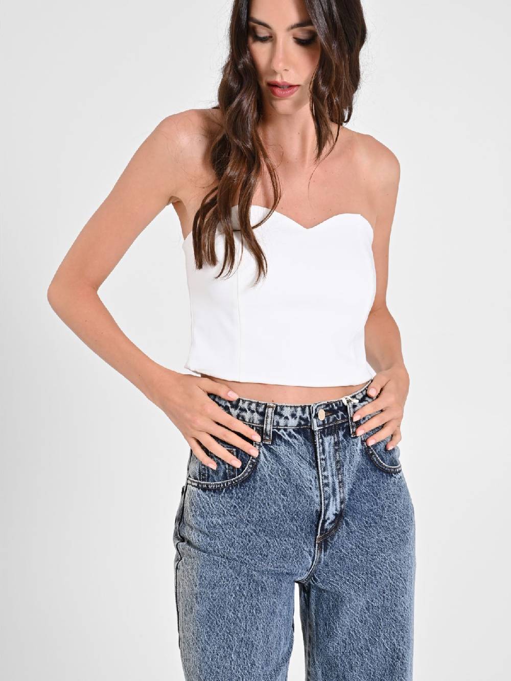 Rinascimento Crop Top Bianco con Scollo a Cuore