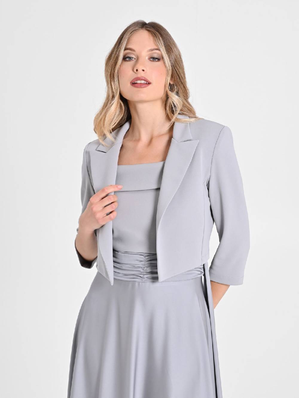 Rinascimento Giacca Corta in Scuba Mano Crepe